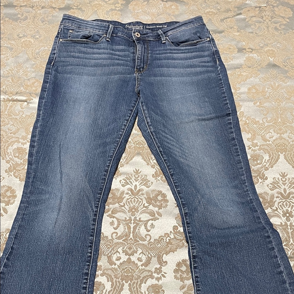 Signature by Levi Strauss Women's Dark Blue Boot Cut Jeans